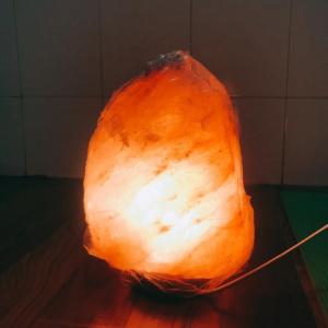 Đá Muối Himalaya Đèn Đá Muối Himalaya Giường Đá muối Himalaya hạng A sỉ toàn quốc