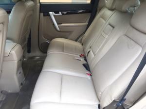Bán xe Chevrolet Captiva sx 2009 bản full option màu đen