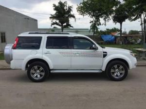 Gia đình cần bán xe Everest 2012, số tự động, máy dầu