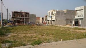 Tôi có lô đất 750m2 đã lên thổ cần bán gấp ,shr. Măt tiền 12m đường nhựa