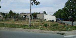 Tôi có lô đất 750m2 đã lên thổ cần bán gấp ,shr. Măt tiền 12m đường nhựa