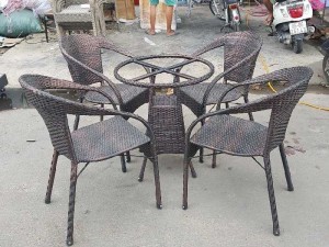 Bàn ghế mây nhựa sân vườn giá rẻ