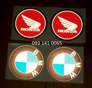 Xưởng in gia công decal phản quang phủ keo nổi