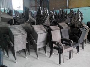 Cần thanh lý gấp số lượng lớn ghế nhựa giả mây xuất khẩu pt