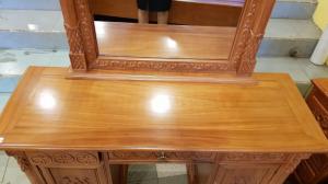 Bàn trang điểm kiểu cổ điển phong cách sang trọng