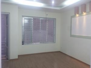 Mặt ngõ Hoàng Mai ô tô đỗ kinh doanh diện tích 60 m2