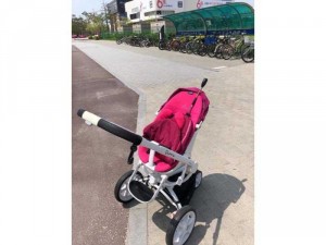 Xe đẩy Quinny