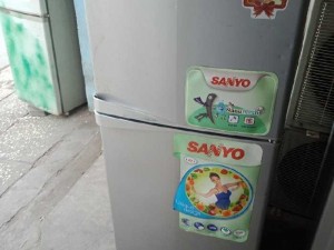 Tủ lạnh sanyo 140l