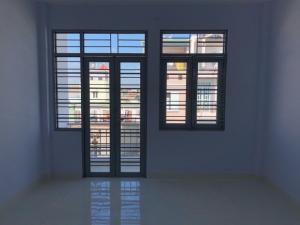 Bán nhà đường 18B, P.Bình Hưng Hòa A,Q.Bình Tân 30m2, 1 trệt 2 lầu sân thượng