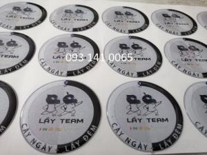 In logo thương hiệu sản phẩm decal phản quang phủ keo nổi