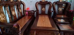 Bộ bàn ghế phòng khách cột 16