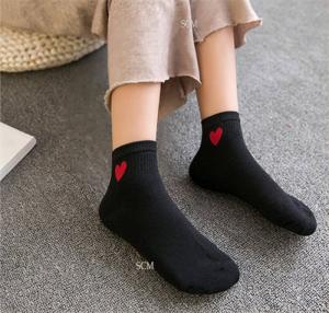 Combo 5 đôi tất nữ cổ ngắn hình tim phong cách Hàn Quốc