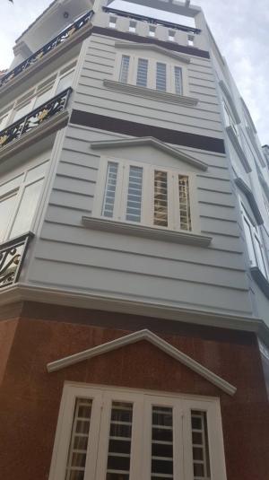 Lô góc, hẻm 6m. 3 lầu,ST. Trần Thái Tông, P15, Tân Bình. Ở luôn.