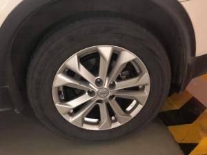 Bán xe Nissan X-Trail đời 2017 đk 2018 màu trắng biển tp