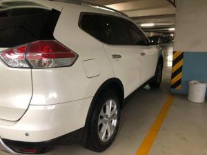 Bán xe Nissan X-Trail đời 2017 đk 2018 màu trắng biển tp