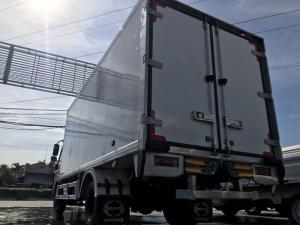 Xe tải Hino 3t5 thùng bảo ôn đông lạnh