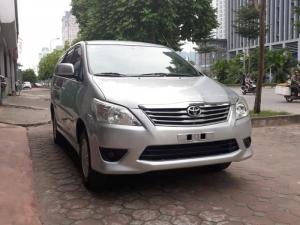 Toyota Innova 2.0E 2012