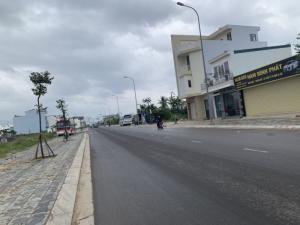 Bán nhà TTTP Nha Trang mặt tiền đường số 4 KĐT Lê Hồng Phong 1