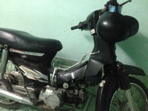 Cần bán xe dream ngon lành gọn gàn máy móc im ru.?