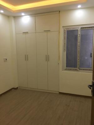 Bán nhà phố ở Ngõ Trạm 34m2, xây 4,5 tầng, cách siêu thị Nhật Aeon 200m