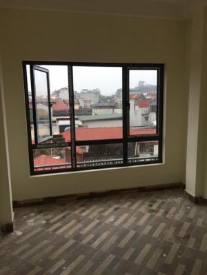 Bán nhà phố ở Ngõ Trạm 34m2, xây 4,5 tầng, cách siêu thị Nhật Aeon 200m