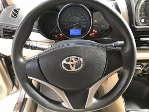 Bán Toyota VIOS E 1.5MT màu vàng cát số sàn sản xuất 2017 mẫu mới