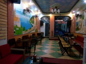 Sang nhượng quán cafe karaoke hát cho nhau nghe DT 60 m2 mặt tiền 4,5 m KĐT Văn Quán Q.Hà Đông HN