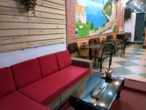 Sang nhượng quán cafe karaoke hát cho nhau nghe DT 60 m2 mặt tiền 4,5 m KĐT Văn Quán Q.Hà Đông HN