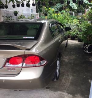 Cần bán xe Honda Civic 2.0 tự động đời 2010 màu vàng cát cực mới,