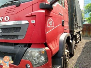 Bán đấu giá xe tải Howo 2015