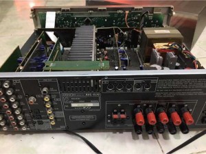 Amply Denon ACV157, mặt vàng gold VIP