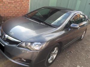 Bán em Civic 2010 màu xám chì, xe bản full 2.0 số tự động