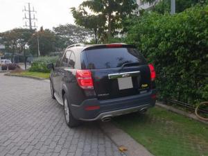 Cần bán xe Chevrolet Captiva 2015 đk 2016 số tự động màu đen