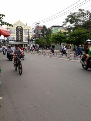 Bán nhà mặt tiền Nguyễn Văn Khối (Cây Trâm), 90m (5x18), đối diện CV Làng Hoa