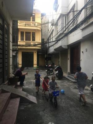 Bán căn lô góc 5T, DT57m2, MT10m phố Quán Thánh, ô tô vào nhà