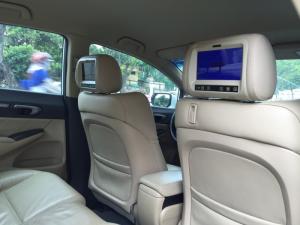 Bán gấp đổi xe Honda Civic 2.0 Trắng thể thao 2010 zin từng con ốc nhỏ.