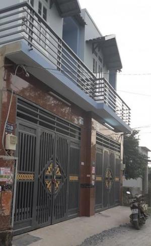 Bán nhà ở ngay Võ Vân Vân.