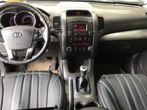 Bán Kia Sorento 2.4MT màu bạc số sàn máy xăng nhập Hàn Quốc 2010 7 chỗ
