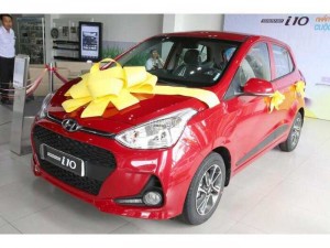 Hyundai I 10 1.2 AT màu đỏ