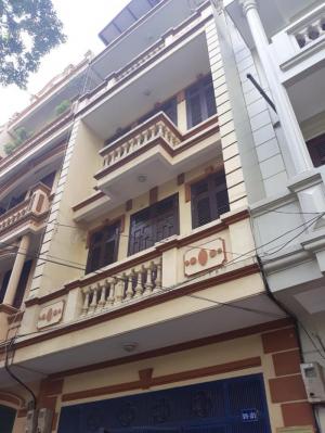 Bán nhà LK KĐT Định Công, 4x80m2 phân lô ô tô tránh