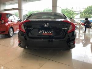 Honda CIVIC 1.8E giao xe ngay giá ưu đãi nhất TP HCM