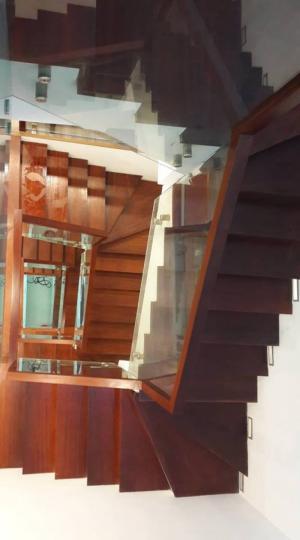 Bán nhà phân lô 50m2 đẹp 4 Tầng MT4.11m Đường Láng