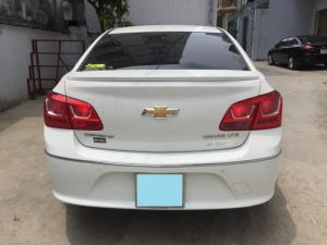 Cần bán xe Chevrolet Cruze Ltz 2016 số tự động màu trắng