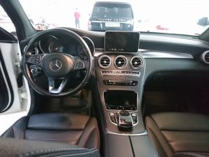 Mercedes GLC300 4Matic 2016 màu trắng