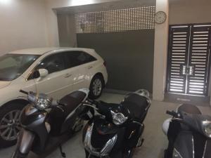 Bán nhà Phân lô siêu đẹp, Gara Ô tô, 2 mặt tiền Tôn Đức Thắng 80m2, tặng nội thất