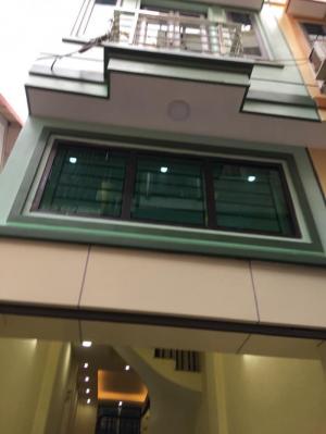 Bán nhà Nguyễn Xiển, 5x45m2 cách phố 50m