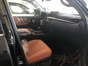 Bán Lexus LX570 Super Sport 2019,màu đen, nội thất nâu đỏ, xe nhập nguyên chiếc, mới 100%.xe giao ngay