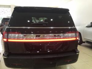 Bán Lincoln Navigator L Black Label màu đen 2019