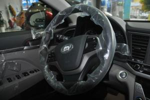 Hyundai Elantra 1.6 AT đầy đủ các màu, hỗ trợ trả góp tối ưu, quà tặng hấp dẫn