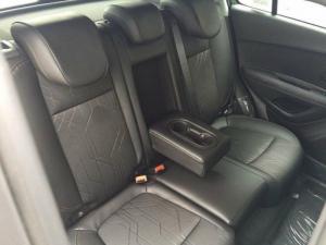 Chevrolet Trax 2018 tự động Màu trắng mới mua đi được 8000 km